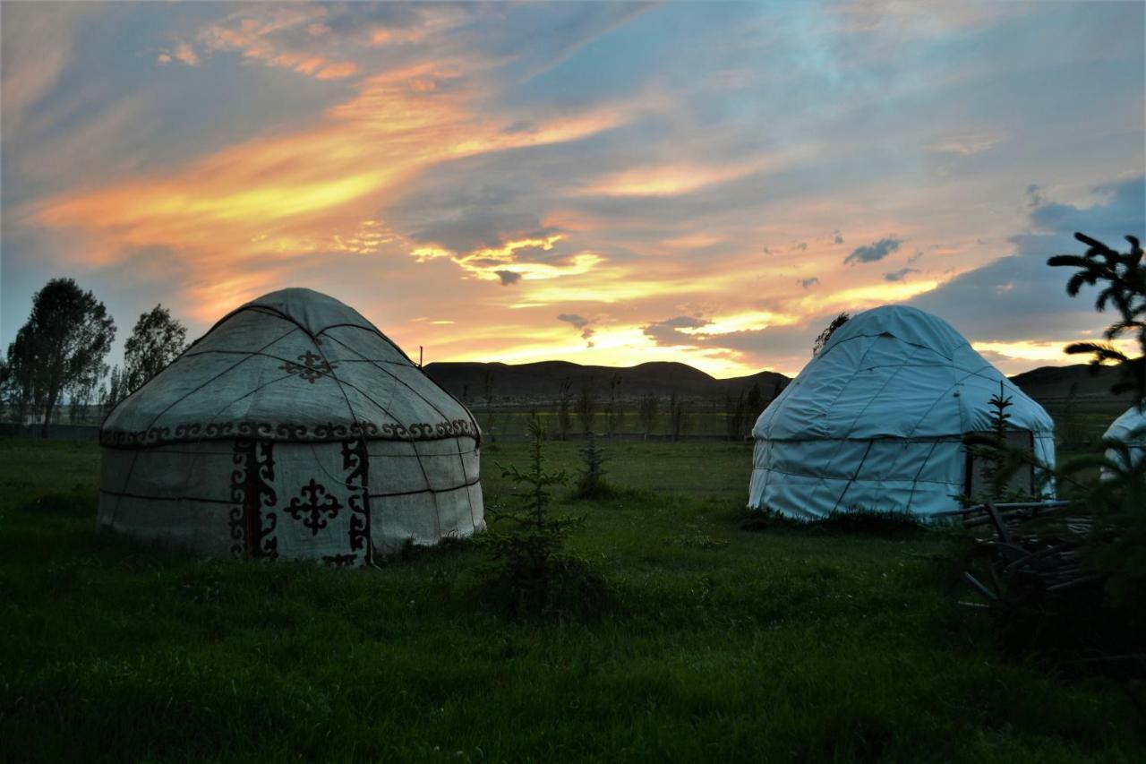 Jaichy Yurt Camp Hotel Kek-Say Luaran gambar